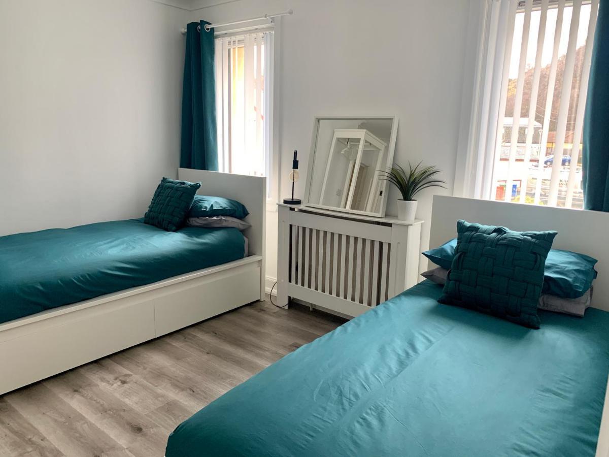 Nevis Rooms - Self Check In With Free Onsite Parking Inverlochy Exterior photo